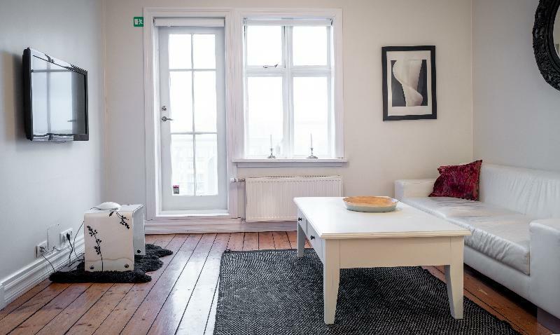 Luna Amtmannsstigur Reykjavik