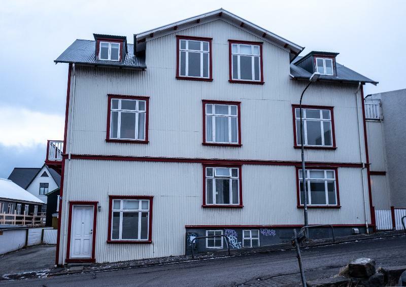 Luna Amtmannsstigur Hotel 3*
